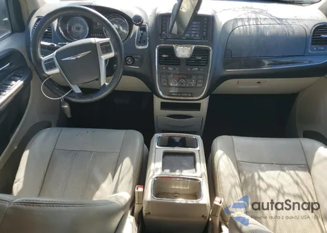 2013 Chrysler Town & Country Touring L z USA, uszkodzony, nr VIN 2C4RC1CG1DR757577